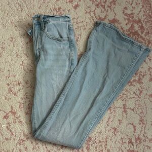 Universal Thread Jeans